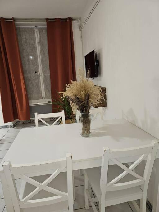 1-Centre-Ville Studio 25M2 Box A Bagages Gratuits 카르카손 외부 사진